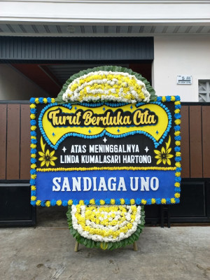 Papan Bunga Duka di Mujur